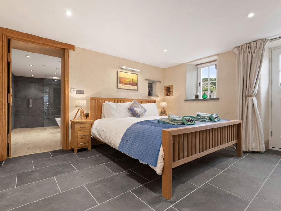 Awel y Mor, Whitesands Beach, Pembrokeshire Master Bedroom