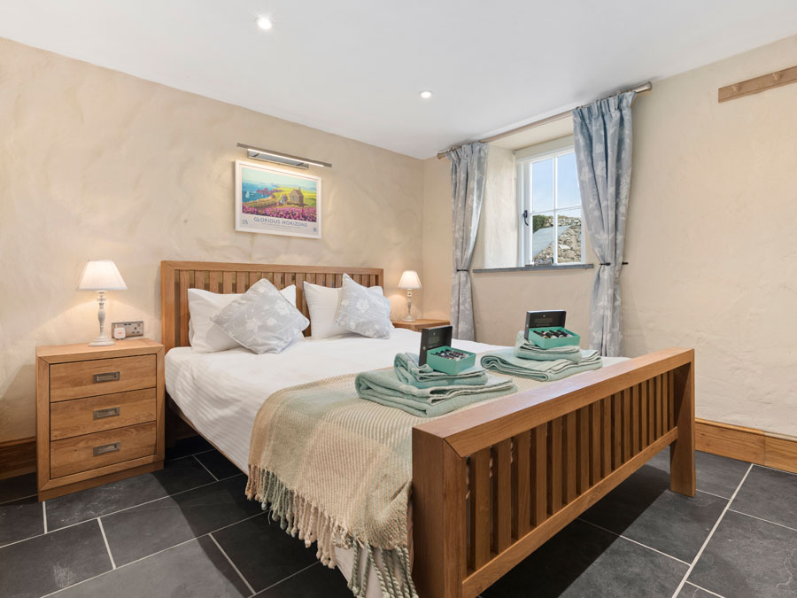 Awel y Mor Whitesands Beach Pembrokeshire Bedroom 2